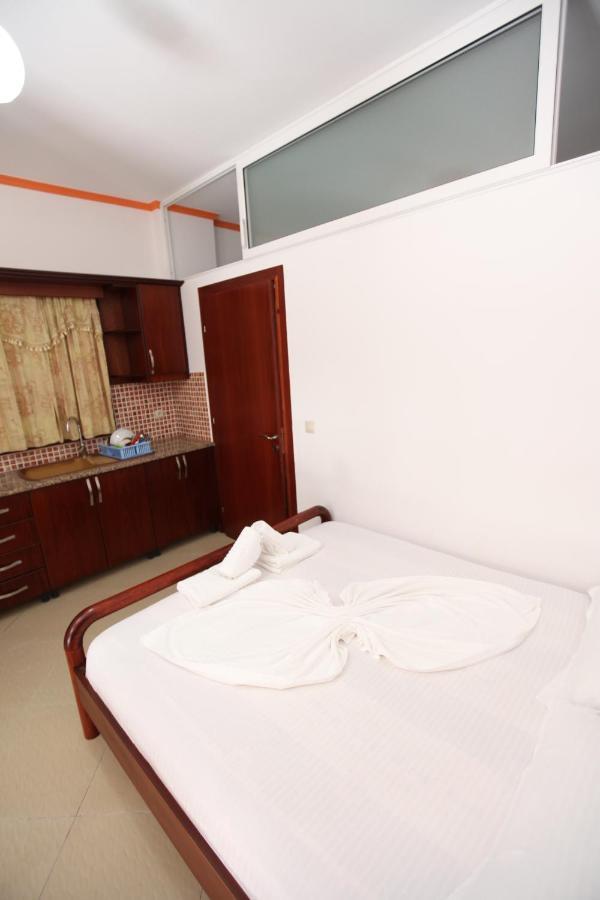 Anna Hotel Ksamil Bagian luar foto
