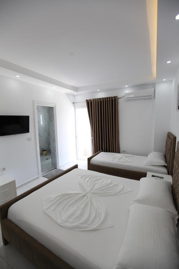 Anna Hotel Ksamil Bagian luar foto