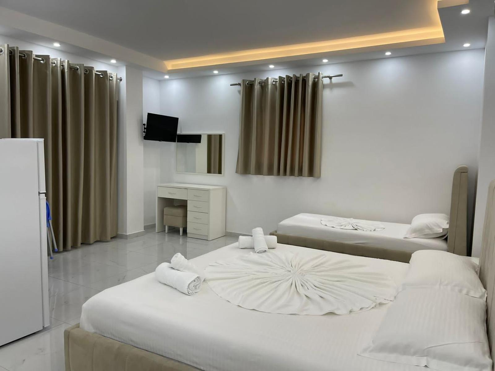 Anna Hotel Ksamil Bagian luar foto