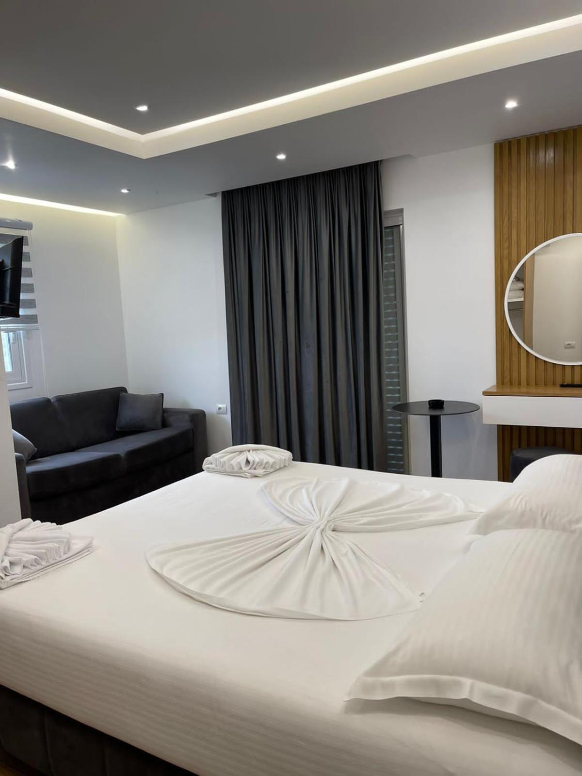 Anna Hotel Ksamil Bagian luar foto